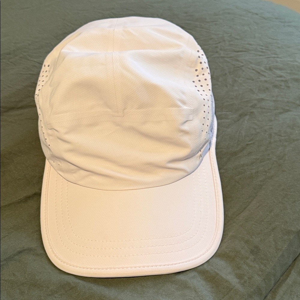 Pacesetter 2.0 running hat, adjustable size, shell - Picture 2 of 5